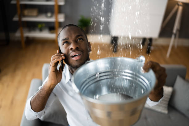 Local water damage restoration in CA
